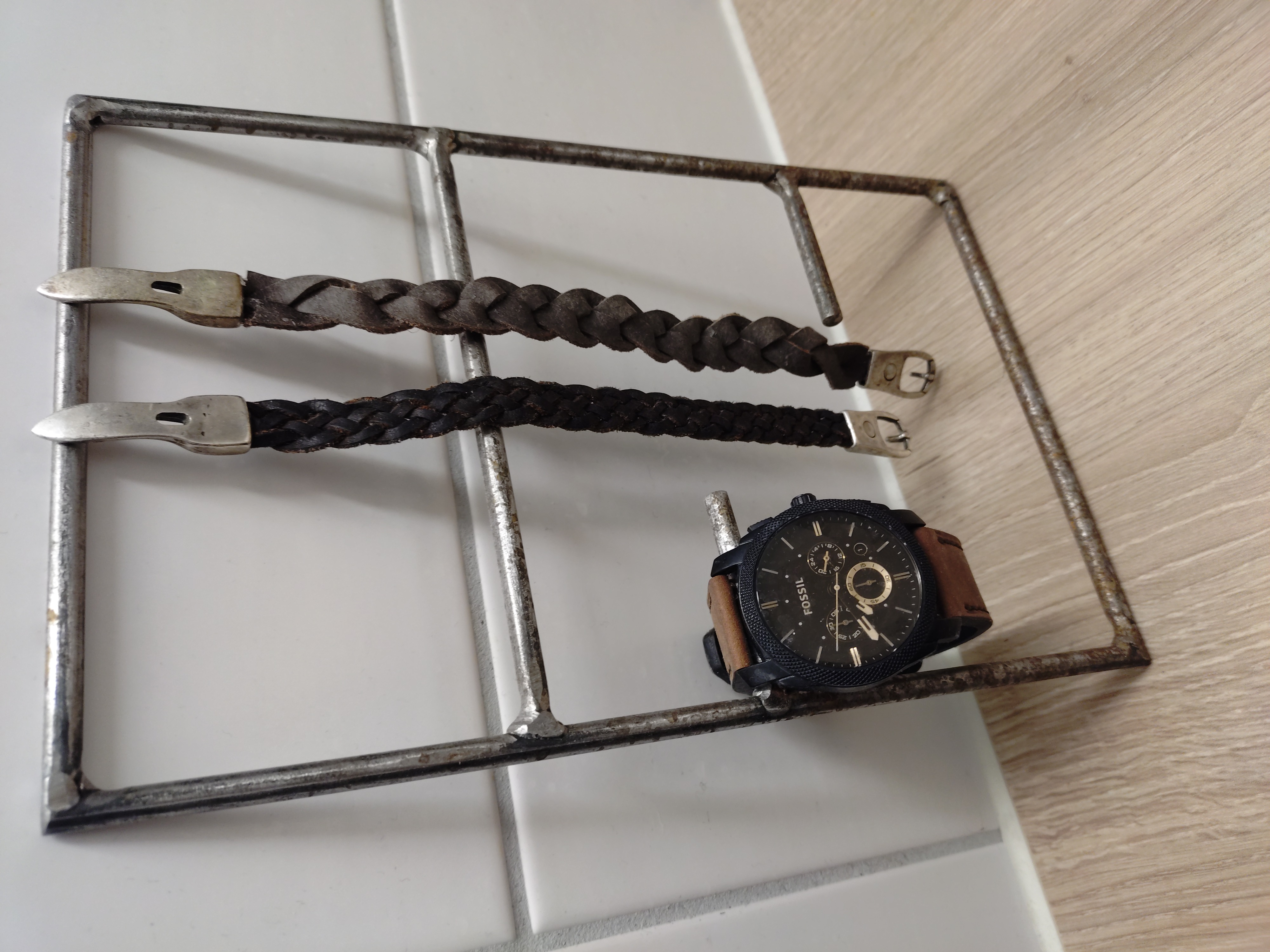 Schmuckständer mit Schmuck